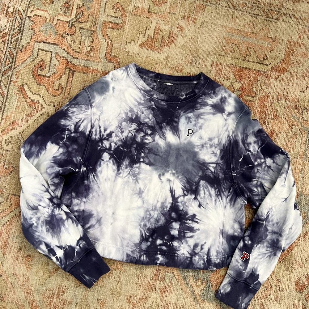 PINK Victoria's Secret Blue and White Relaxed Crop Hoodie